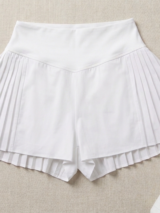 aerie Pants - NWT AERIE Pleated Women’s Shorts SIZE LARGE